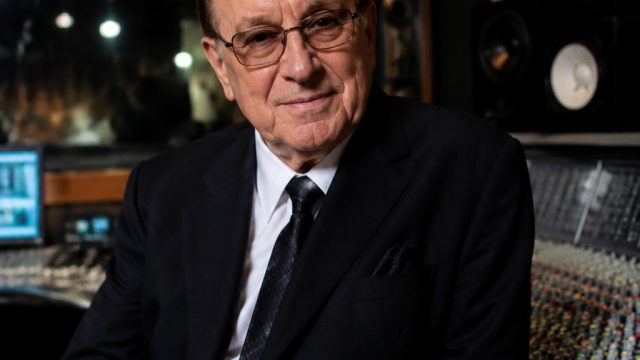 Remembering Clive Davis: A Legacy of Musical Innovation and Influence