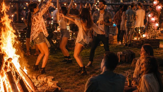 Exploring the Evolution of Midsummer Celebrations in Modern Times